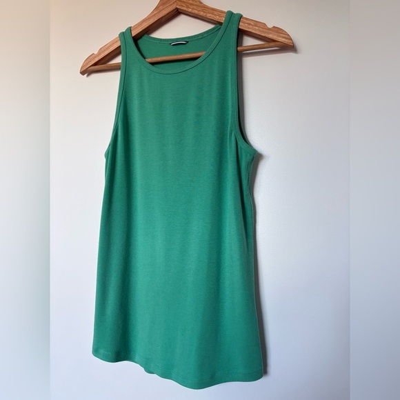 Kit and Ace Green Tank Top | Size Small - Picture 3 of 6